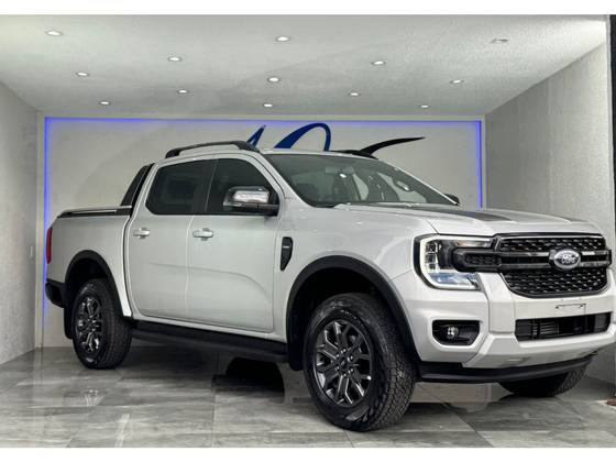 FORD RANGER 2.0 TURBO DIESEL CD BLACK 4X2 AUTOMÁTICO FORD RANGER 2.0 TURBO DIESEL CD BLACK 4X2 AUTOMÁTICO